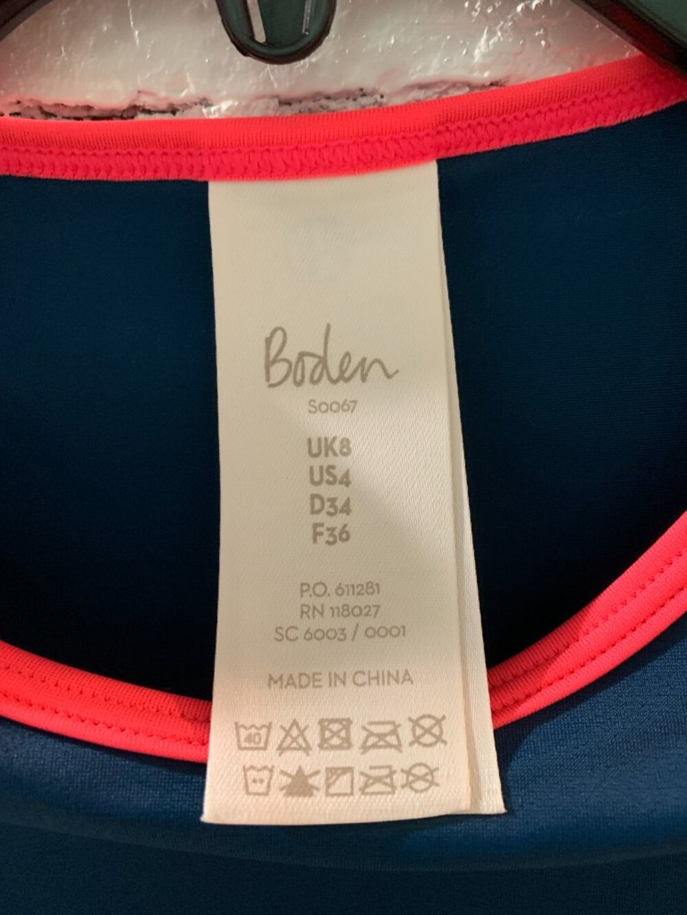 Boden Colorblock Rashguard - Picture 3 of 3